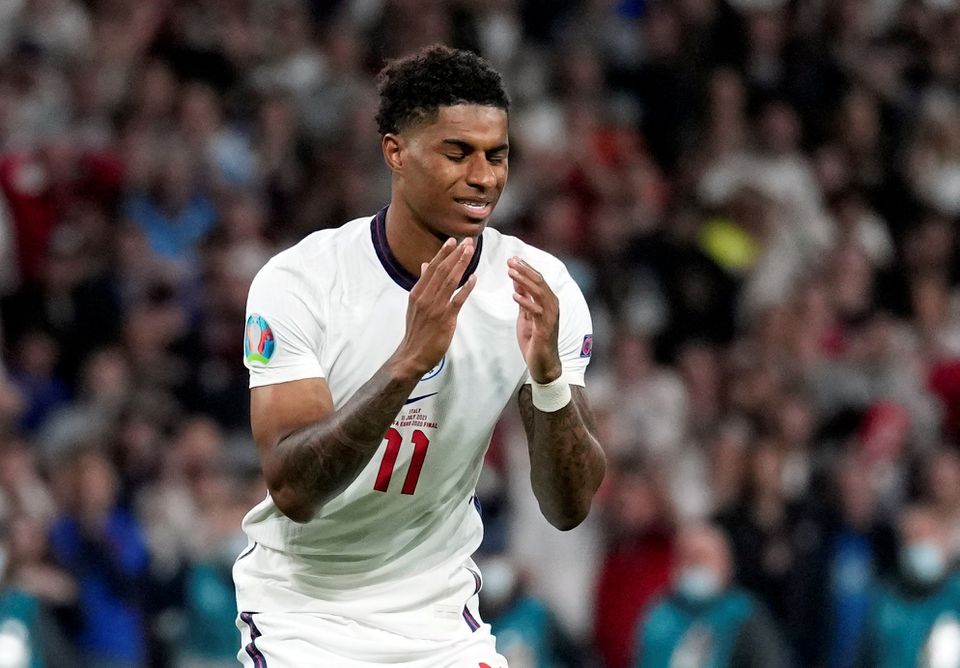   Marcus Rashford là một trong số nhiều cầu thủ bóng đá bị phân biệt chủng tộc. Ảnh Reuters