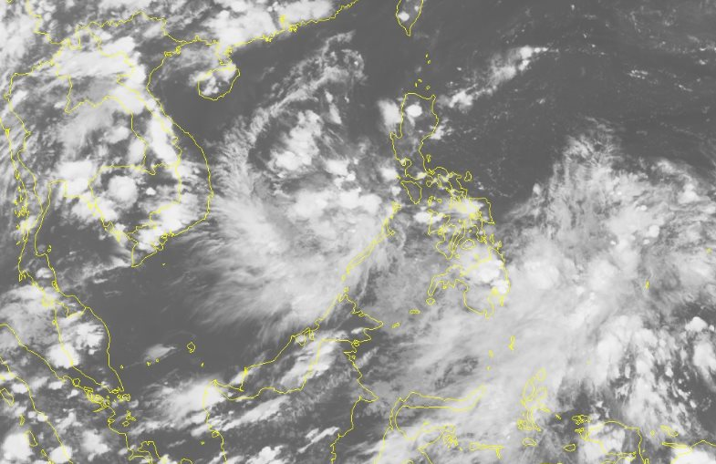  Quan sát trên ảnh mây vệ tinh có thể thấy những khối mây hình thành ở khu vực Nam Biển Đông. Ảnh: Trung tâm Dự báo KTTV quốc gia