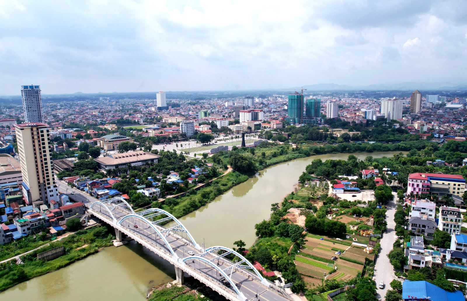  Khu vực trung tâm TP. Thái Nguyên hôm nay. Ảnh: N.H