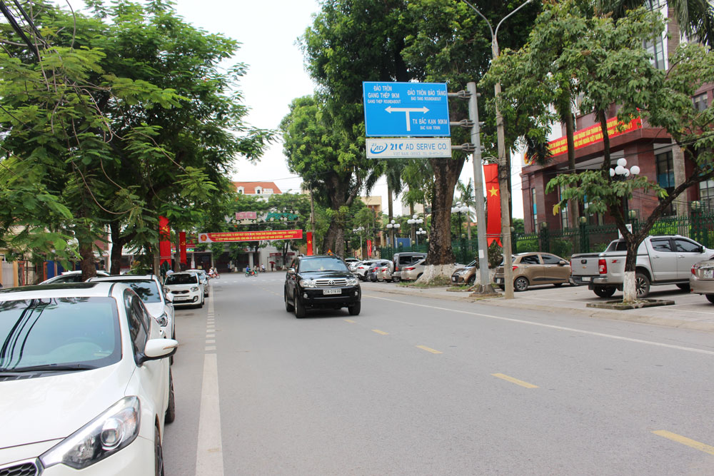  Tuyến đường Nha Trang, điểm từ đường Cách mạng Tháng Tám đến đường Bến Tượng (phường Trưng Vương) được công nhận tuyến phố văn minh đô thị mức độ 1 từ năm 2017.