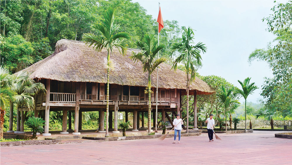  Khau Ty hill relic is the first place where President Ho Chi Minh lived and worked in ATK Dinh Hoa (This photo was taken before April 27th, 2021)