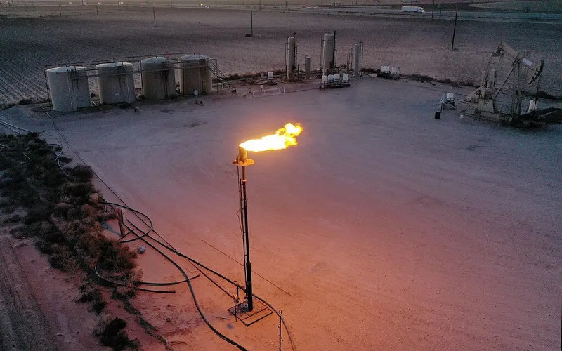  Hoạt động khoan dầu khí tại lưu vực Permian ở Stanton, bang Texas, Mỹ. (Ảnh: Getty Images)