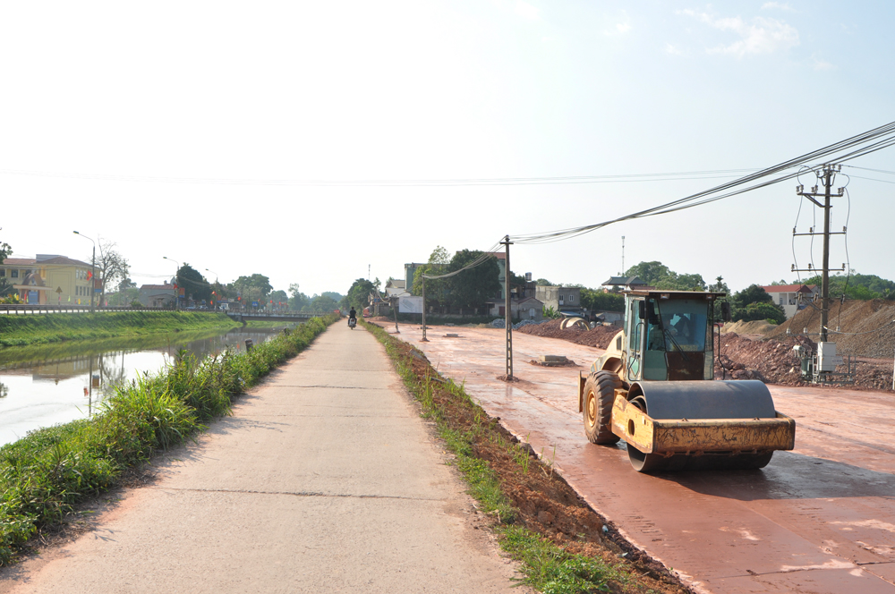  Dự án Khu đô thị số 5, thị trấn Hương Sơn (Phú Bình) đang được đơn vị thi công đẩy nhanh tiến độ.