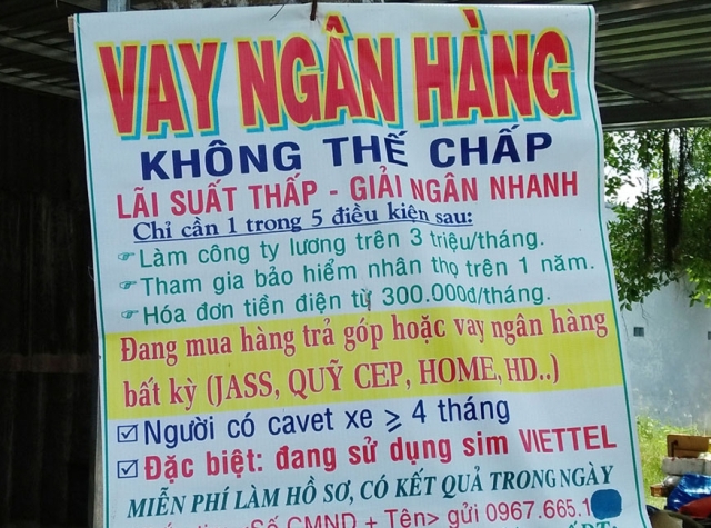  Quảng cáo, rao vặt cho vay thủ tục đơn giản, nhanh chóng luôn tiềm ẩn nguy cơ vay nặng lãi, tín dụng “đen”.