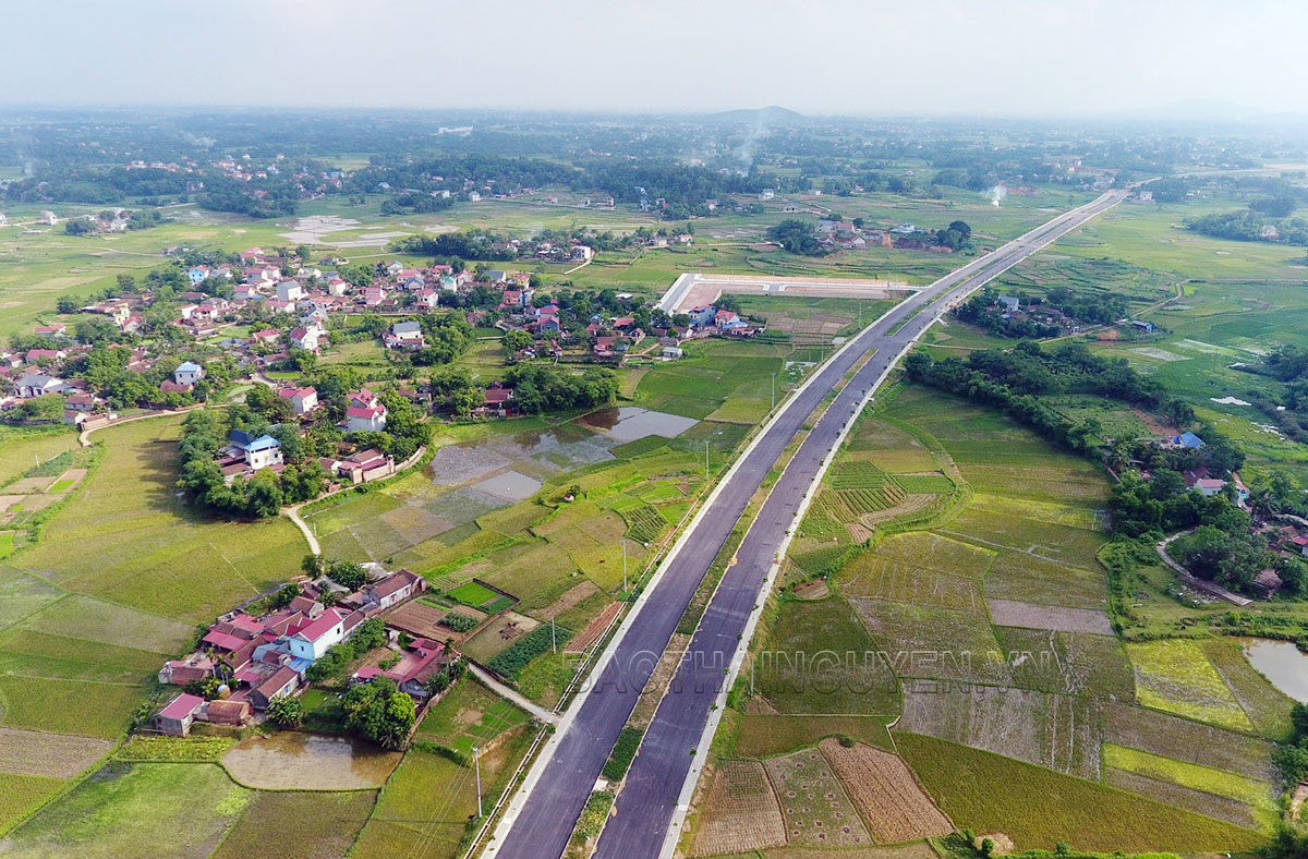  Ring Road V passes through Phu Binh district, creating favorable conditions for local socio-economic development, basically meeting town standards by 2025. 